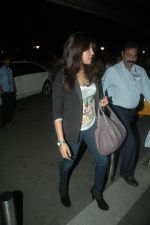 Priyanka leaves for LA to record her new music album on 14th Oct 2011 (9).JPG